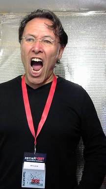 shout2015-06-06-12-54-28-557