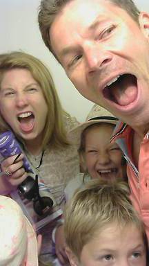 shout2016-06-25-15-27-41-174