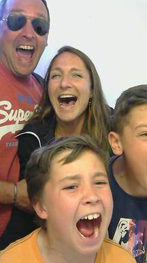 shout2016-06-25-17-19-48-238