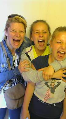 shout2016-06-26-18-23-13-049