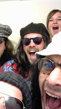 shout2015-10-15-09-16-43-151