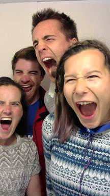 shout2015-10-15-09-25-57-962