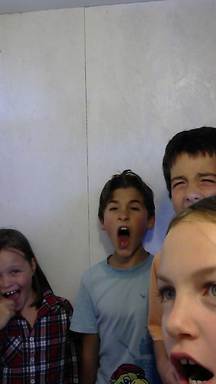 shout2015-09-19-15-58-48-326