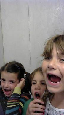 shout2015-09-19-18-09-28-662