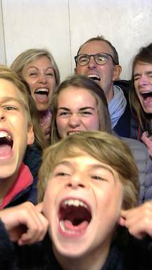 shout2015-09-19-19-48-37-274