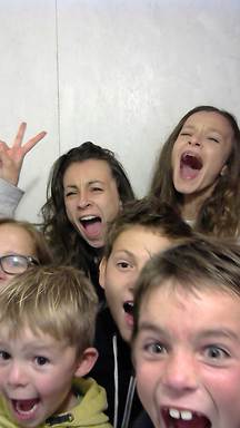 shout2015-09-19-21-46-26-388
