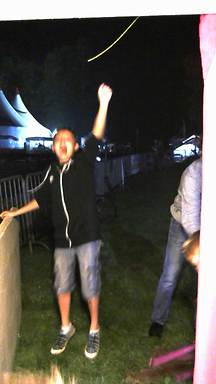 shout2015-09-19-22-07-09-023