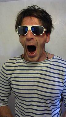shout2015-09-20-15-50-43-059