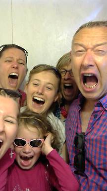 shout2015-09-20-16-21-29-742