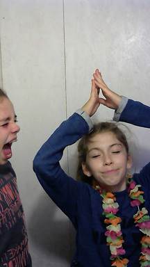 shout2015-09-20-19-14-39-426