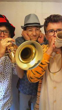 shout2016-09-18-15-02-53-202
