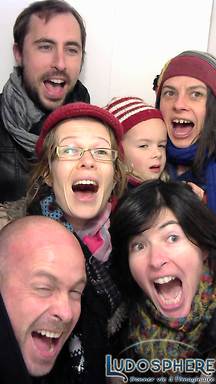 shout2015-12-12-18-23-47-501