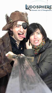 shout2015-12-12-18-27-39-348