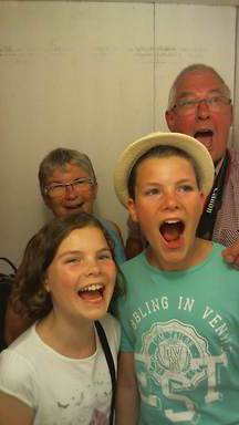 shout2016-07-09-17-40-15-250