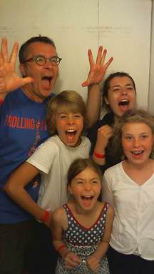 shout2016-07-10-18-09-30-903