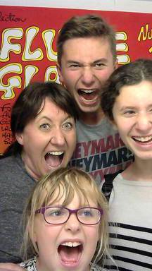 shout2015-10-24-15-31-59-630