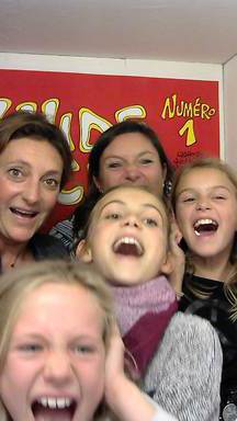 shout2015-10-24-18-20-52-341