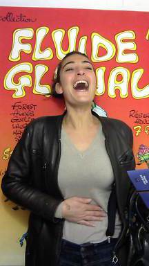 shout2015-10-25-09-56-48-516