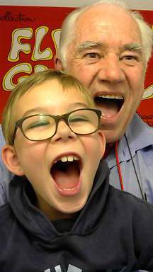 shout2015-10-25-17-22-36-127