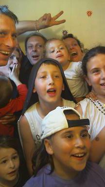 shout2017-06-11-16-14-55-130