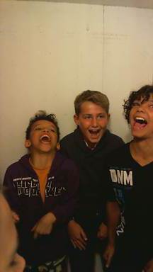 shout2016-09-04-15-12-01-238