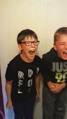 shout2016-09-04-16-11-59-033