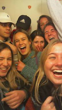 shout2016-12-03-21-40-34-399